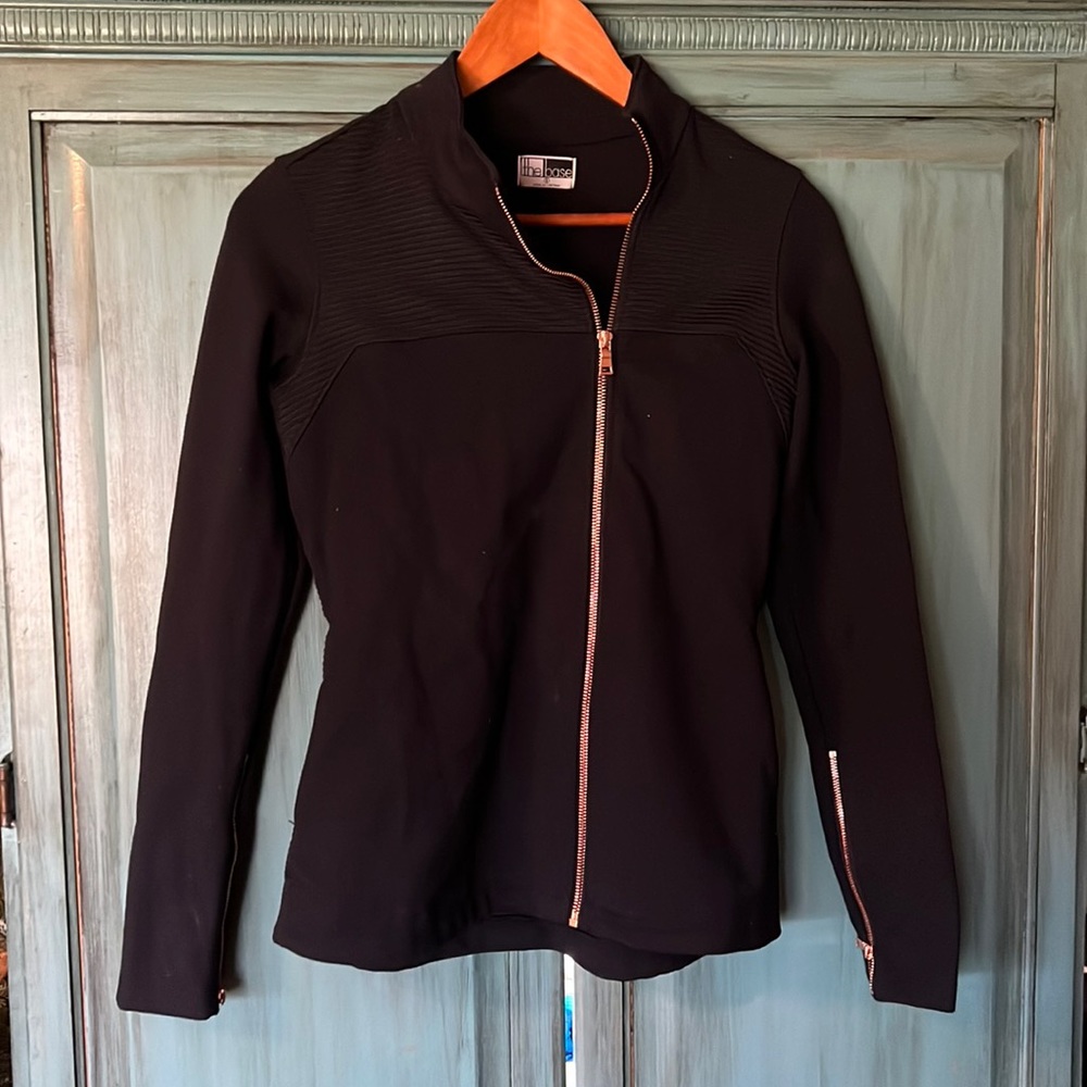 The Base Navy with  rose gold lightweight jacket